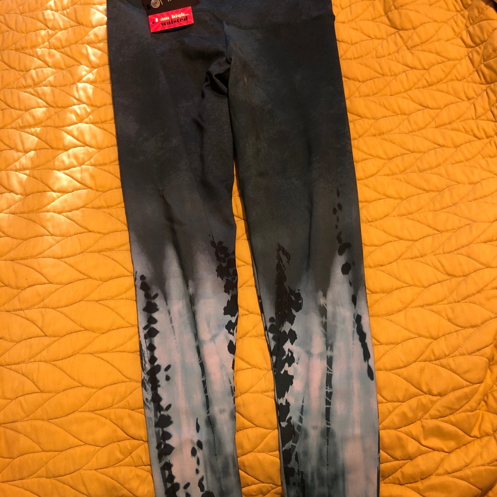 Onzie tie dye Mundi legging high rise